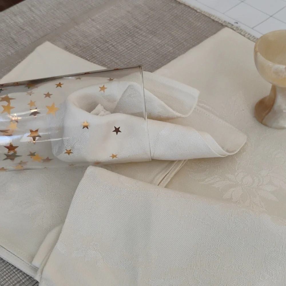 CHAMPAGNE FABRIC NAPKINS SET of SIX DAMASK VNPLVC